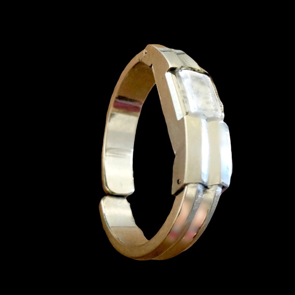 Vintage Benrus Silver Cuff Bracelet Watch - Picture 2 of 4